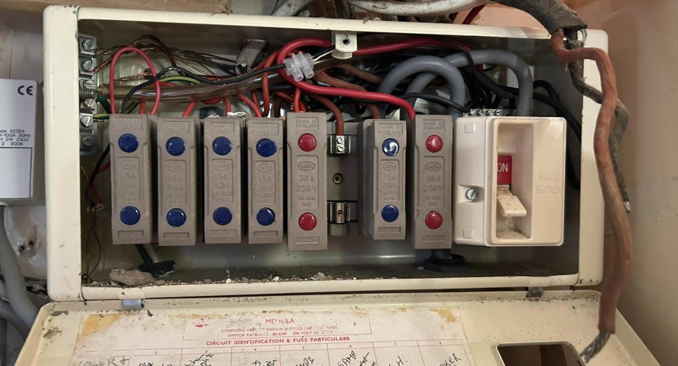 Old style fuseboard - Fuse Board or Consumer Unit - Tyne Electrical Services Bridport